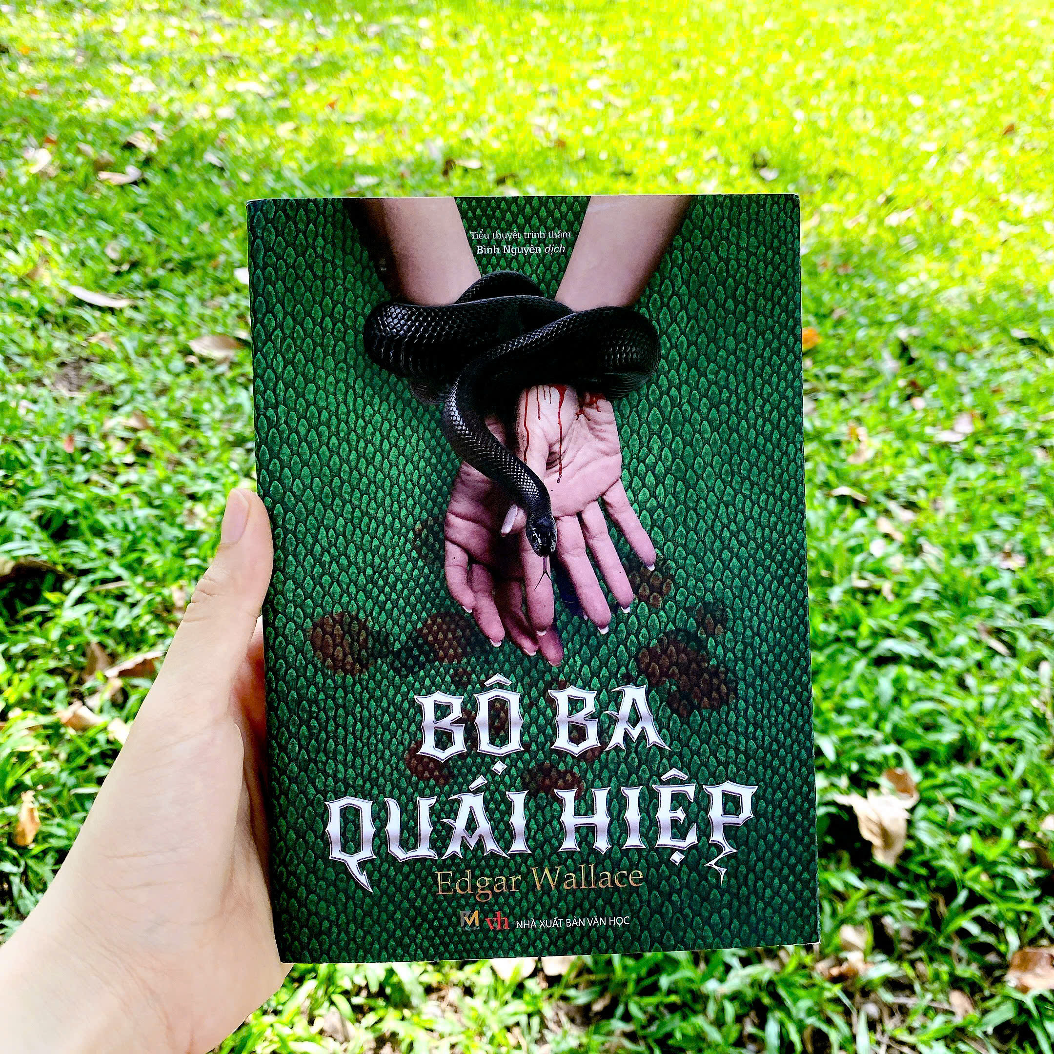 Sách Tiểu Thuyết Trinh Thám - Bộ Ba Quái Hiệp (Edgar Wallace)