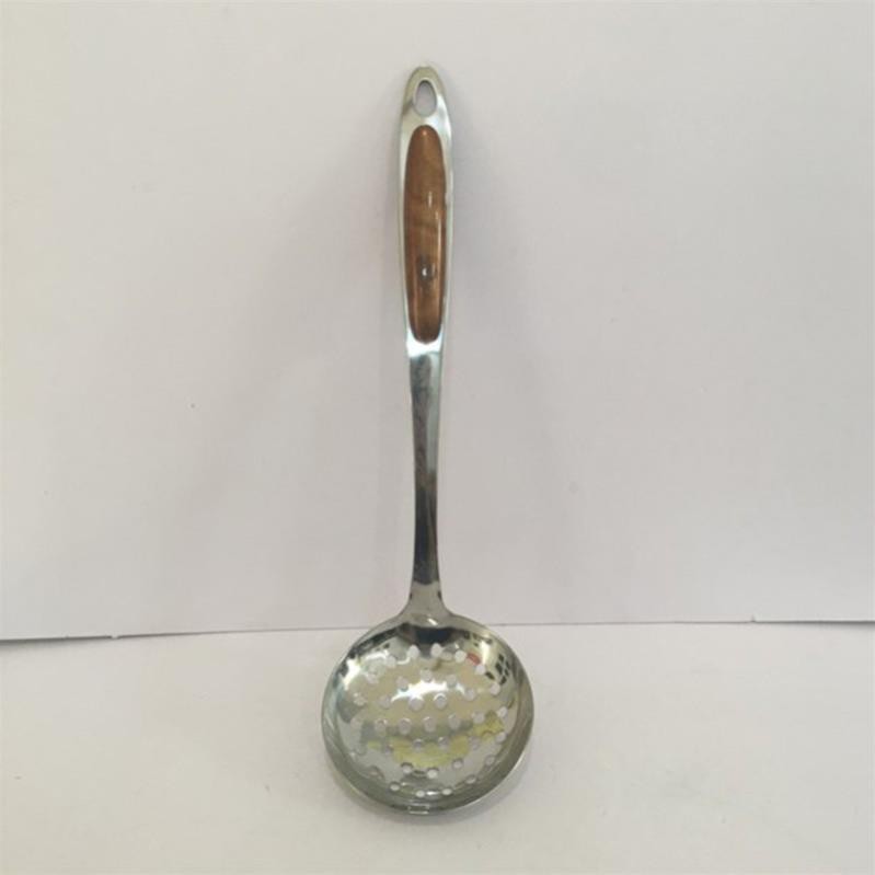 [HCM]Vá Múc Canh có lỗ Inox 304 Cán Vân Gỗ [ KT: 28cm X 7.5cm ]