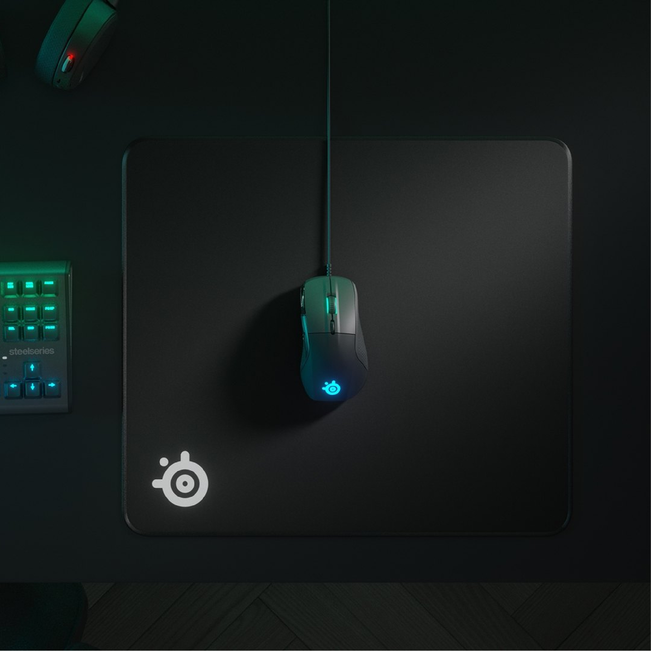 Bàn Di Chuột Steelseries Qck Edge Medium / Large / XL