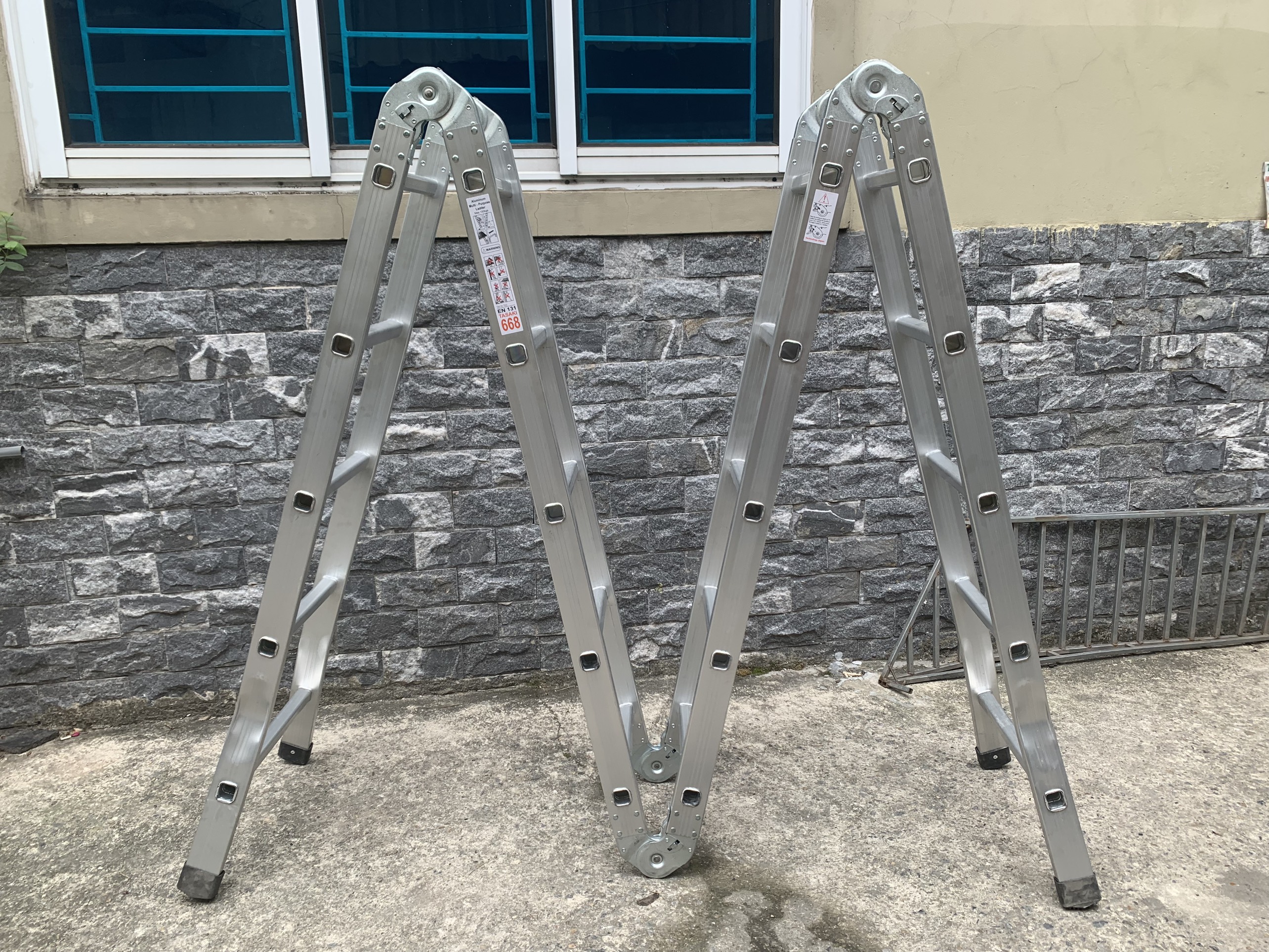 Thang nhôm đa năng, thang gấp 4 đoạn 5m7