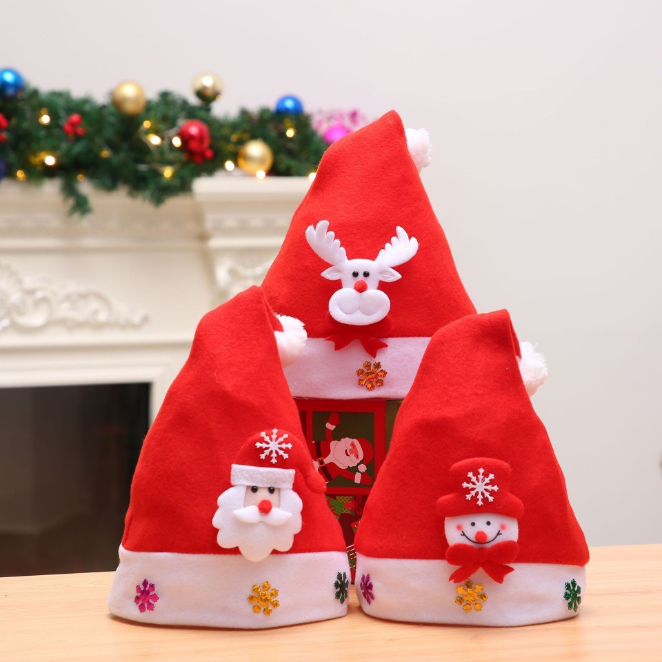 Mũ nỉ noel tự trang trí có đèn