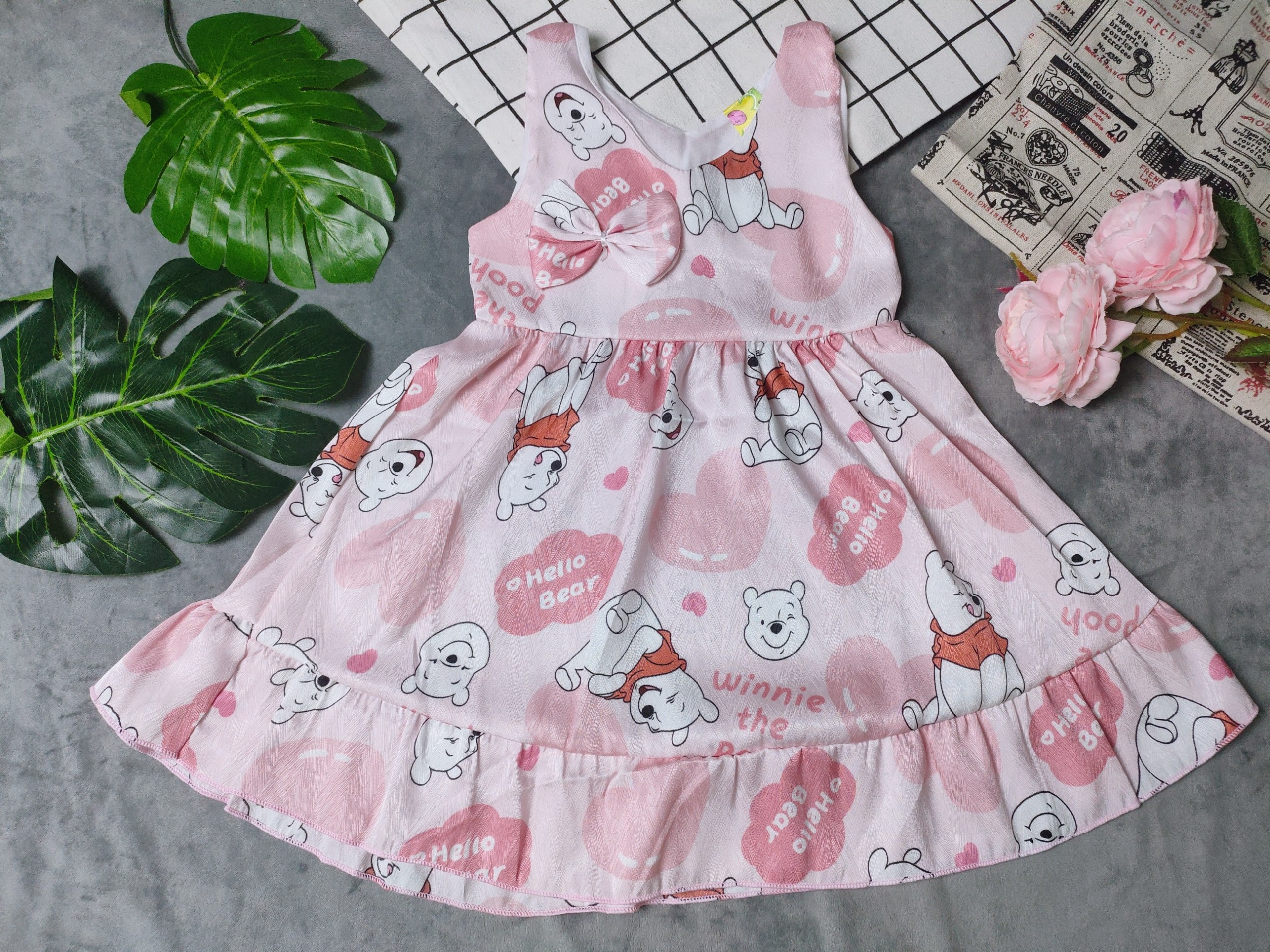 Đầm Gấm Xước Bé (8-16kg) (giao màu ngẫu nhiên)