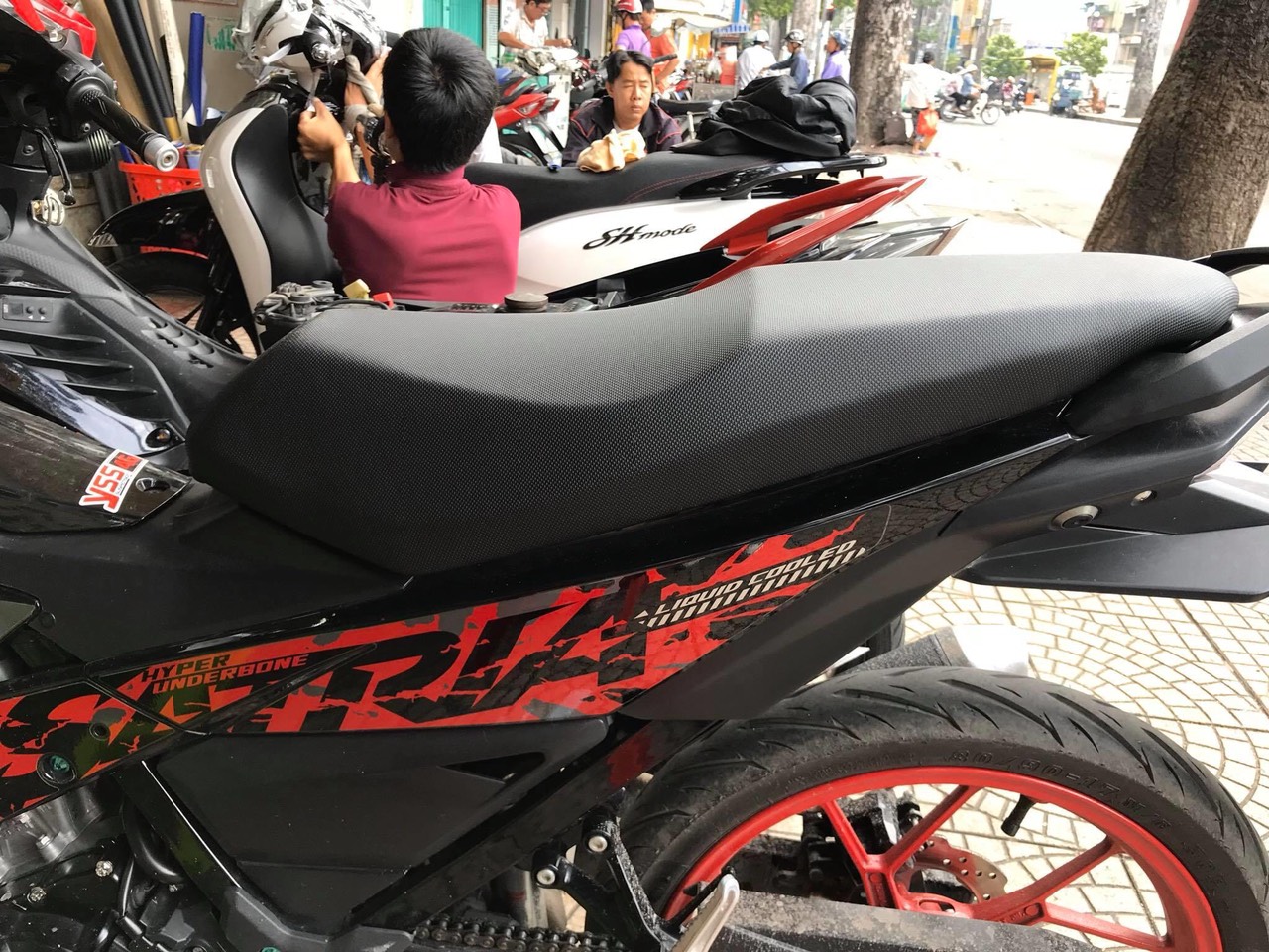 Mút Độ Yên Xe Satria Fi + Sonic
