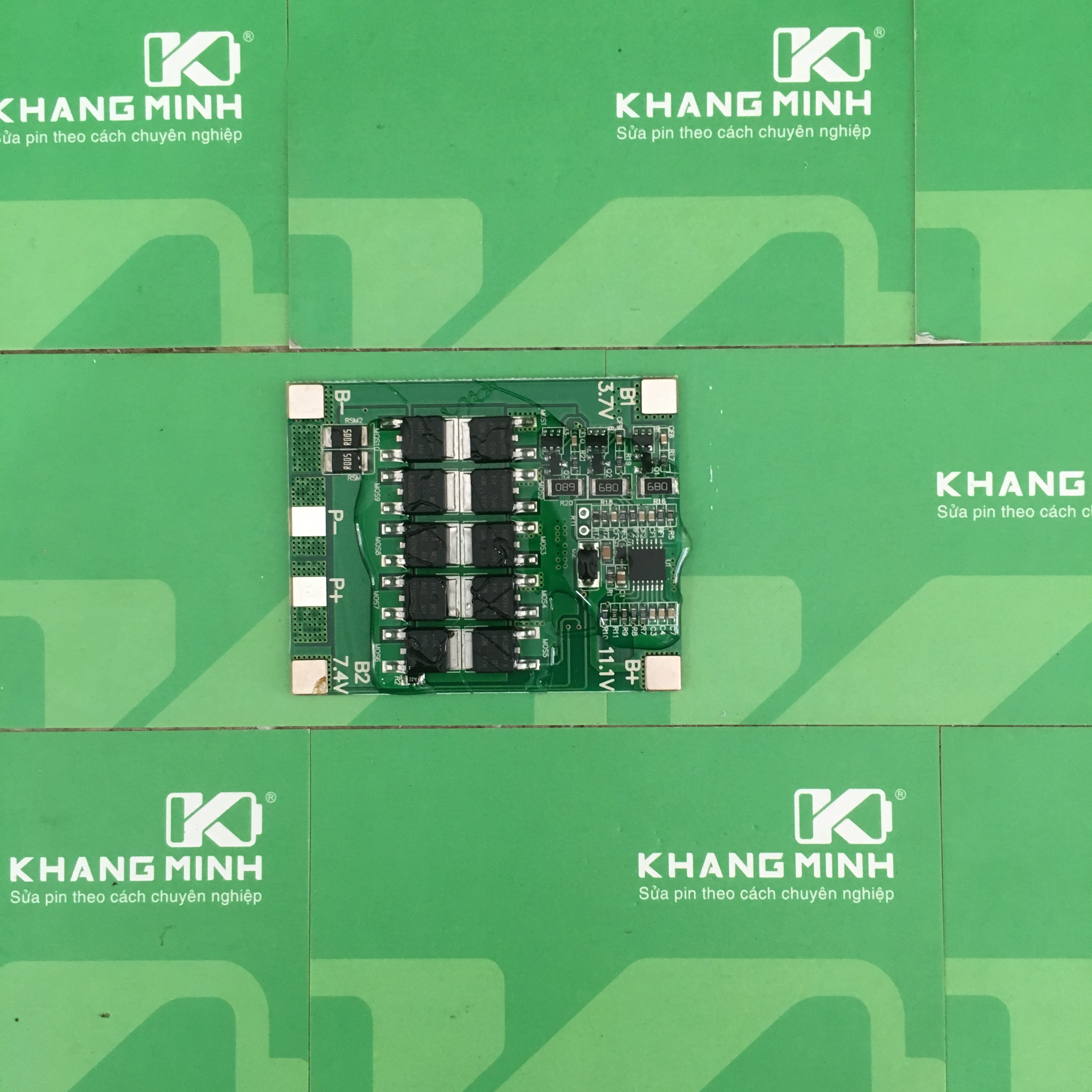 Keo phủ bo mạch 704 705 bảo vệ bo mạch chống nước và va đập