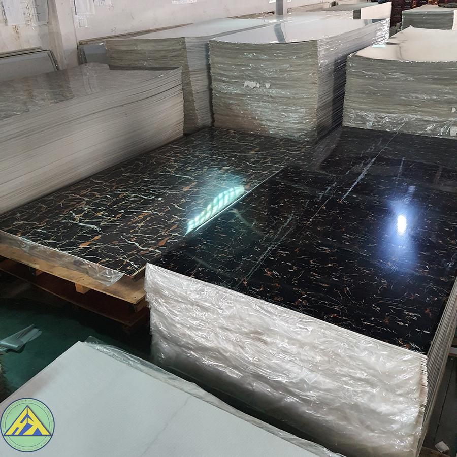 Tấm ốp tường PVC Vân Đá Trang Trí Tường