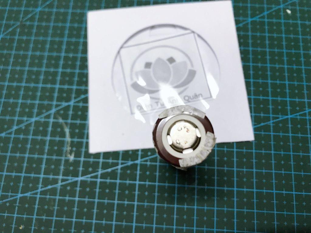 Pin LG ABC4 18650 2600 mha.