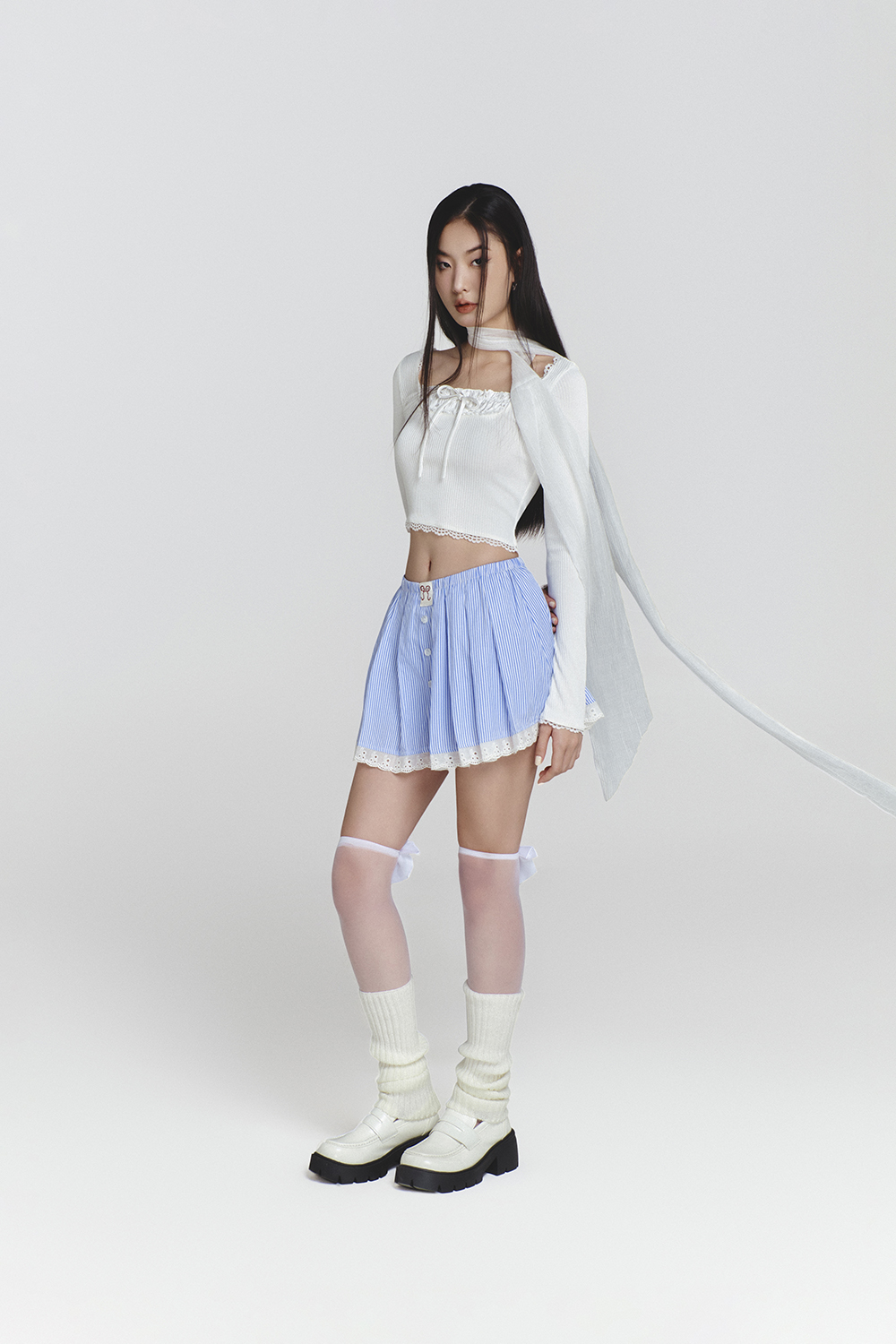 Áo thun SheByShj tay dài phối lụa màu trắng - Emily Top