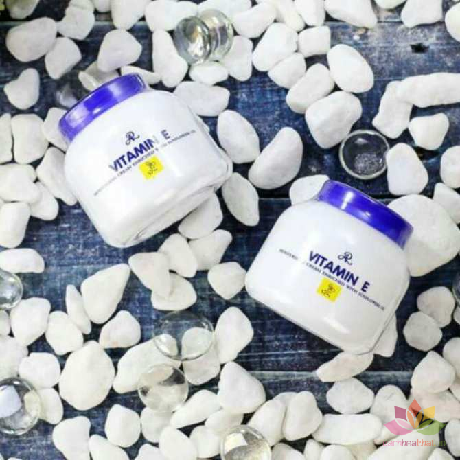 [HCM]Kem dưỡng ẩm Aron Vitamin E Thái Lan