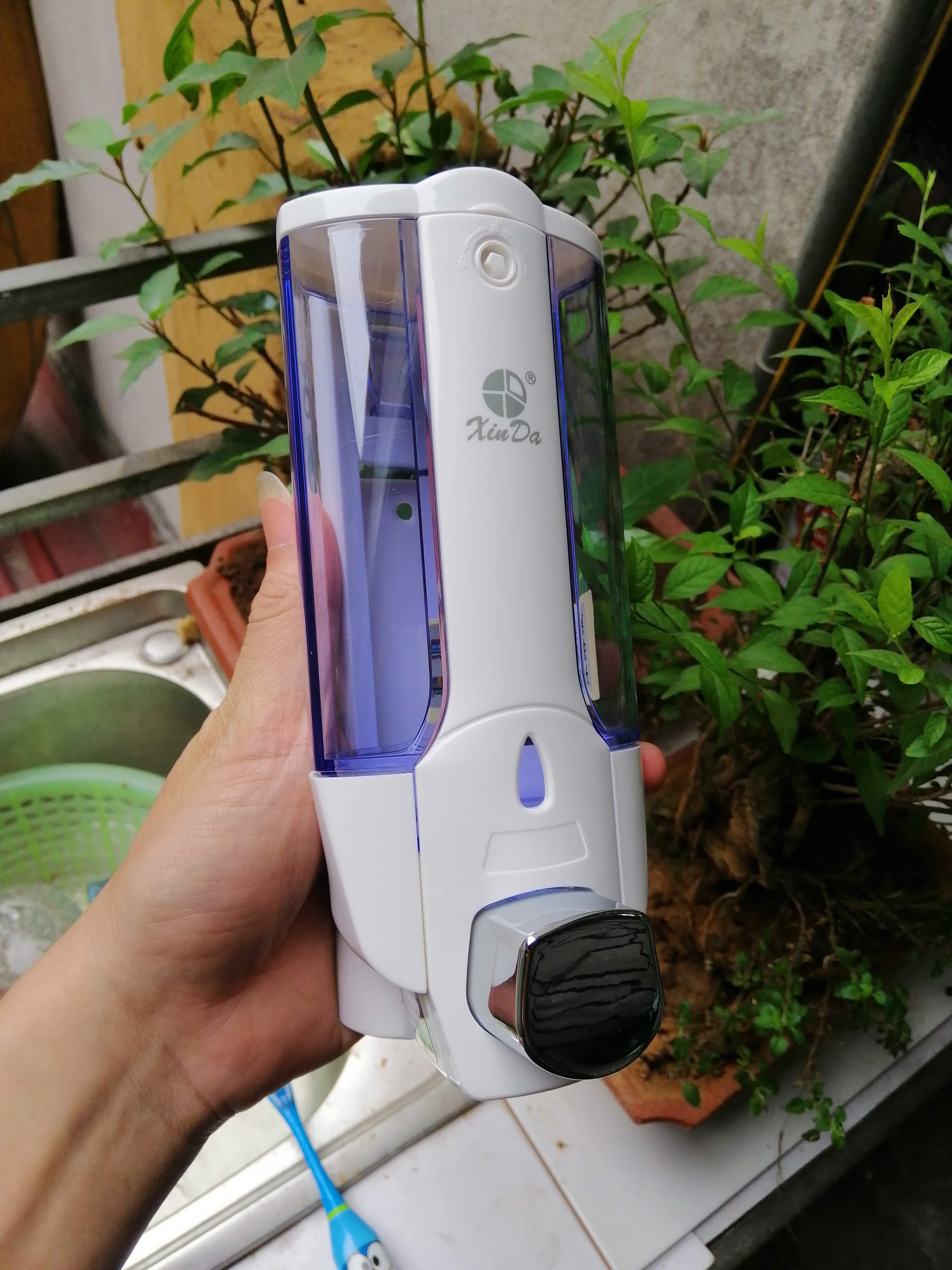 Chai đựng xà phòng Xinda