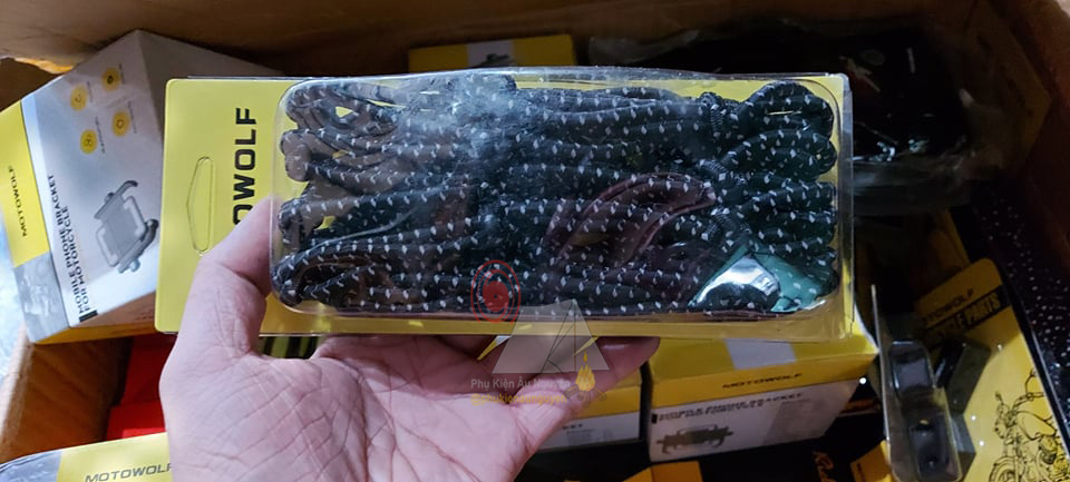 Lưới cao su ràng đồ 40*40 Motowolf - Phản quang (Đen)