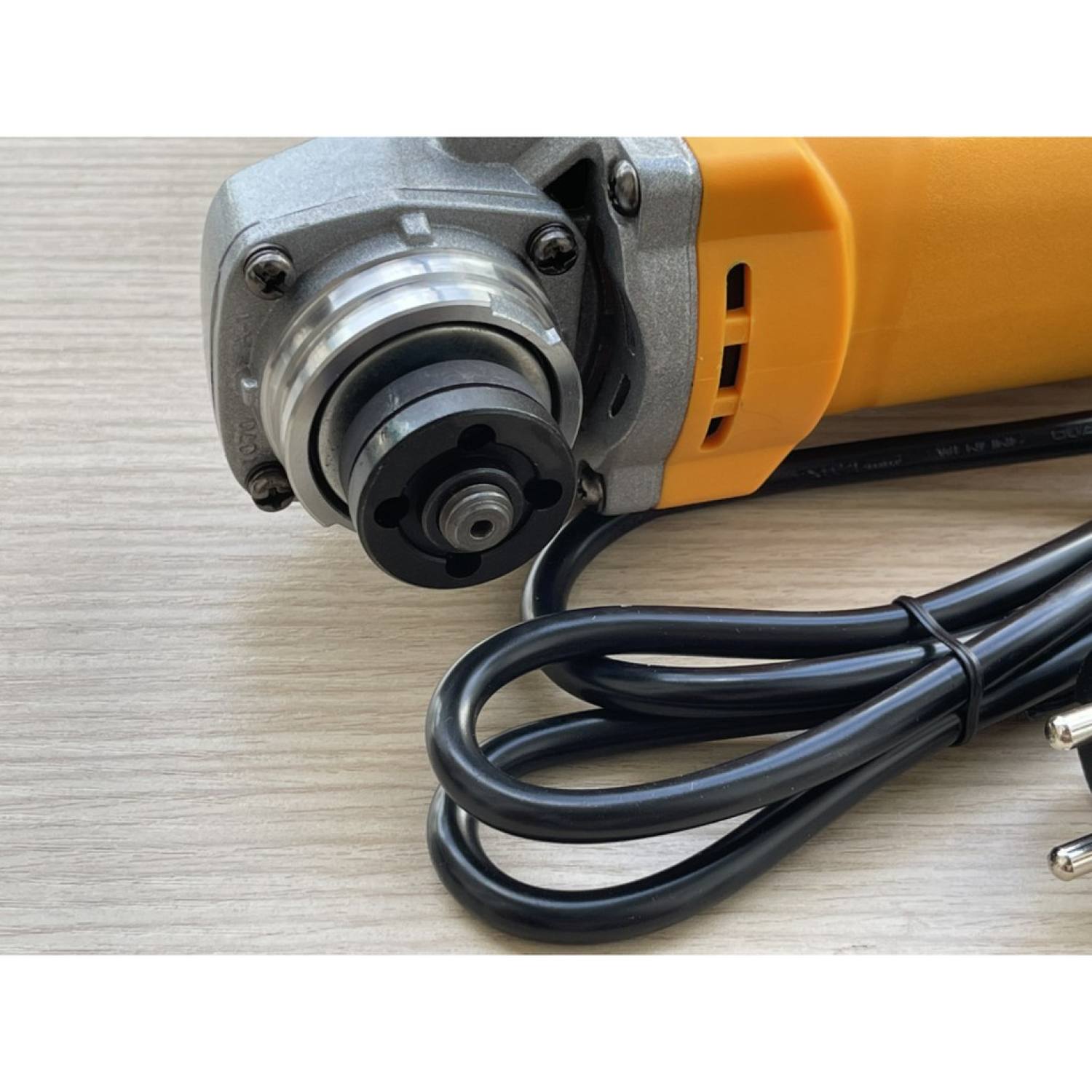 MÁY MÀI GÓC INGCO 900W - 100M AG900282