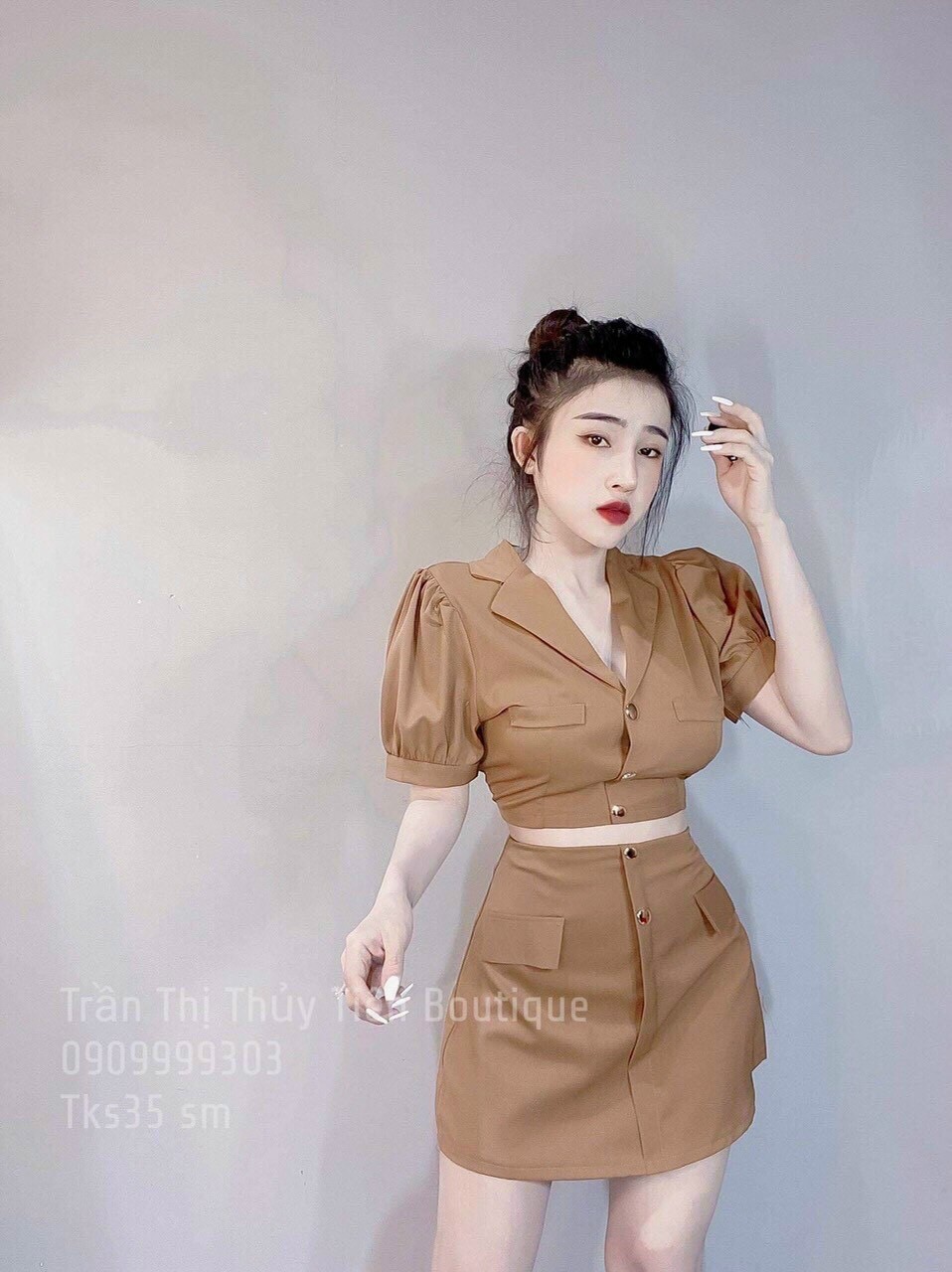 Set áo váy đỏ tiểu thư áo sơ mi tay dài tay phồng loe + yếm crop top 2 hai  dây cài khuy + chân váy chữ A ngắn | Shopee Việt Nam