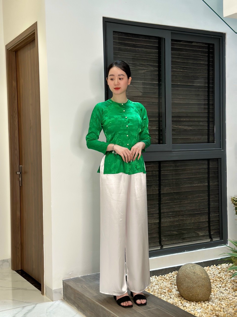 ÁO BÀ BA GẤM HỌA TIẾT LÁ