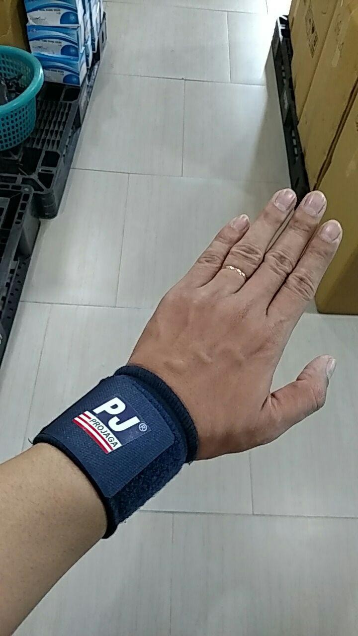 [HCM]Băng bảo vệ cổ tay PJ 703A