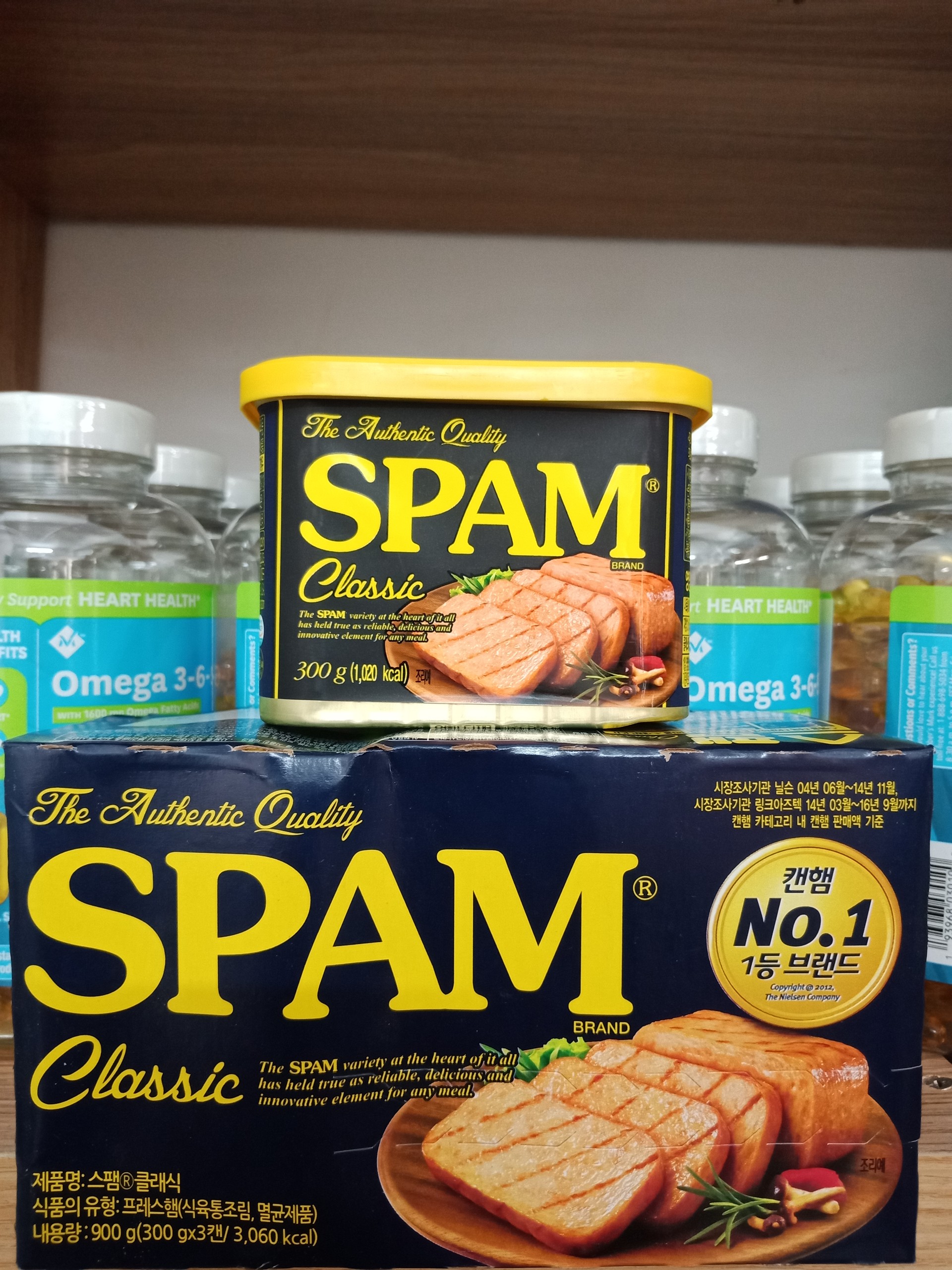 THỊT HỘP SPAM CLASSIC 300G HÀN QUỐC - DATE 2023