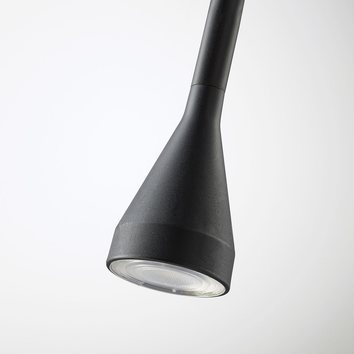 [HCM] ĐÈN BÀN IKEA CHÍNH HÃNG – NAVLINGE (Đen)