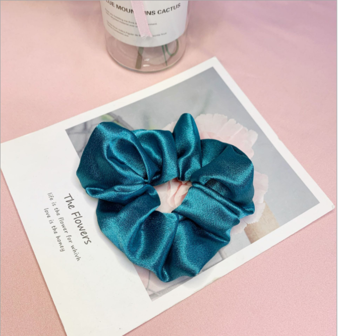 Dây Cột Tóc Scrunchies Vải Trơn Bóng