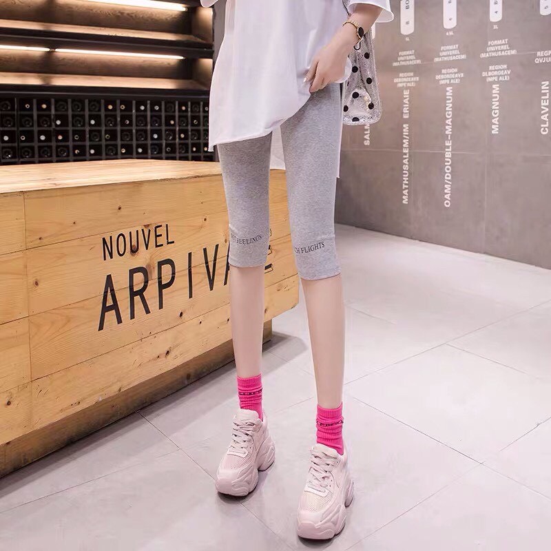 Quần Legging Nữ Dáng Lỡ In Chữ Quần Ôm Nữ Dáng Lửng Cạp Cao 2 Màu