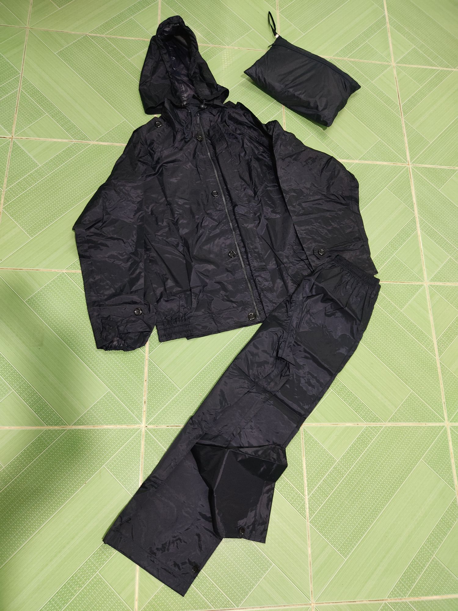 Bộ quần áo mưa xanh đen