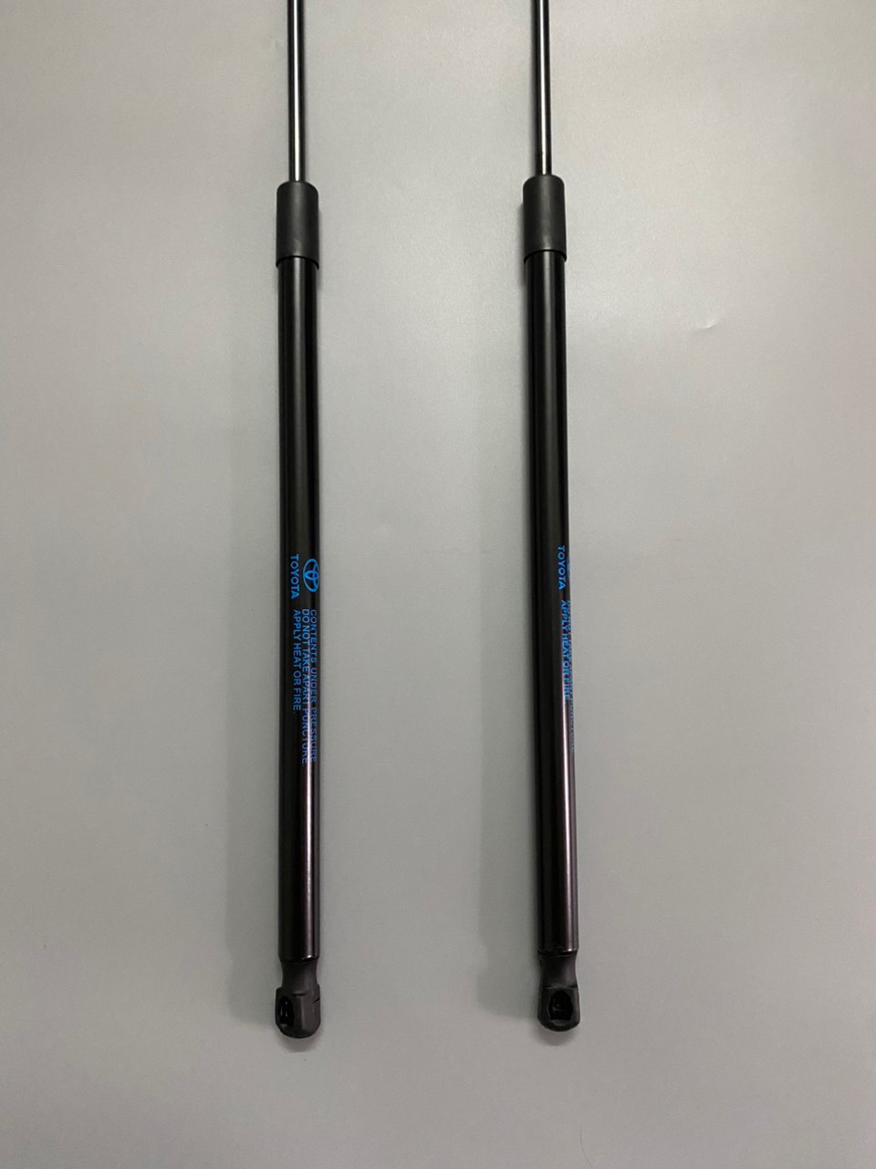 Ty chống nắp capo Toyota Camry 2008-2011[ 1 đôi ]