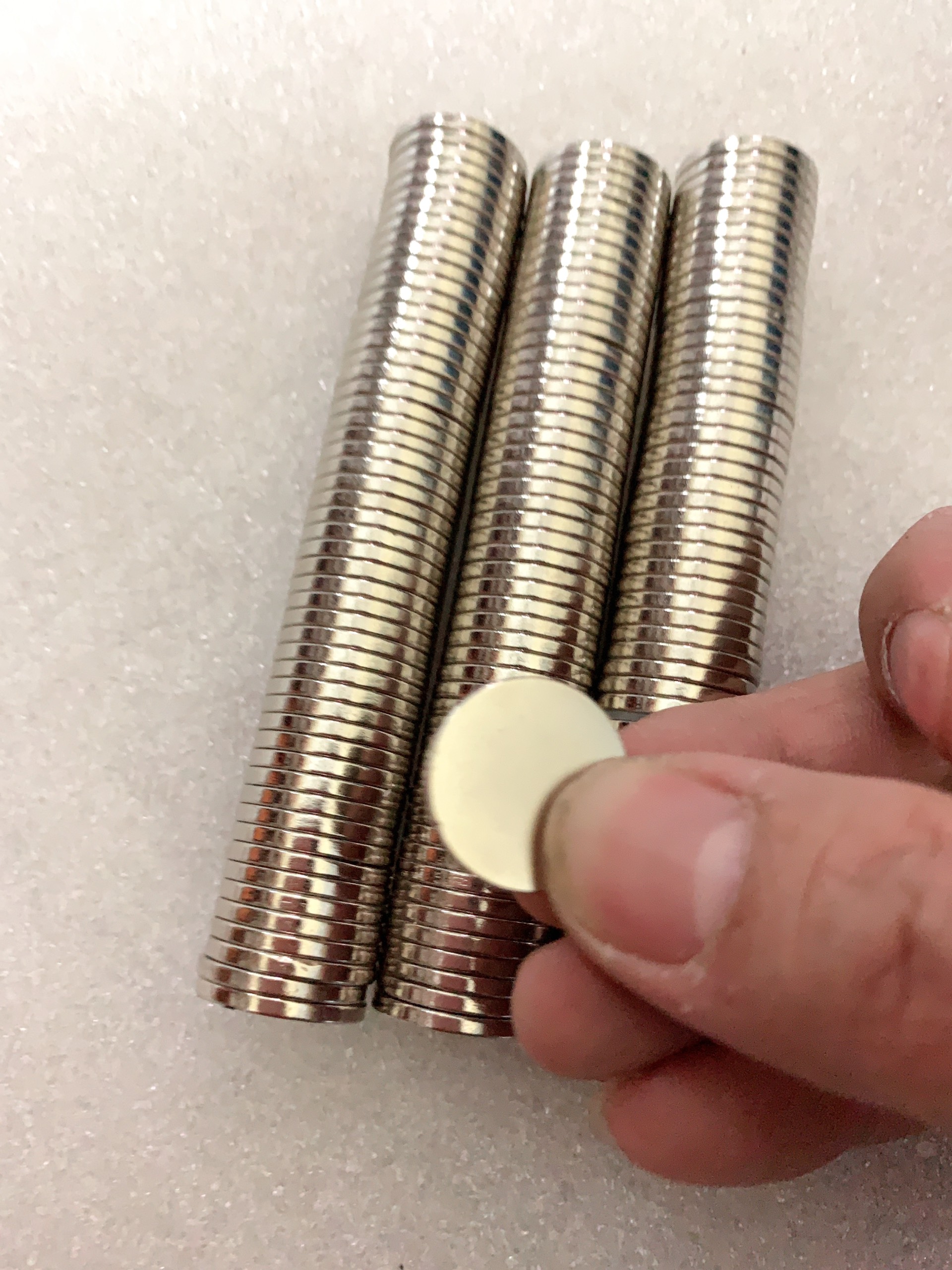 Nam châm viên 18x2mm set 50 viên