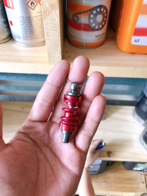 Móc khóa phuộc xe
