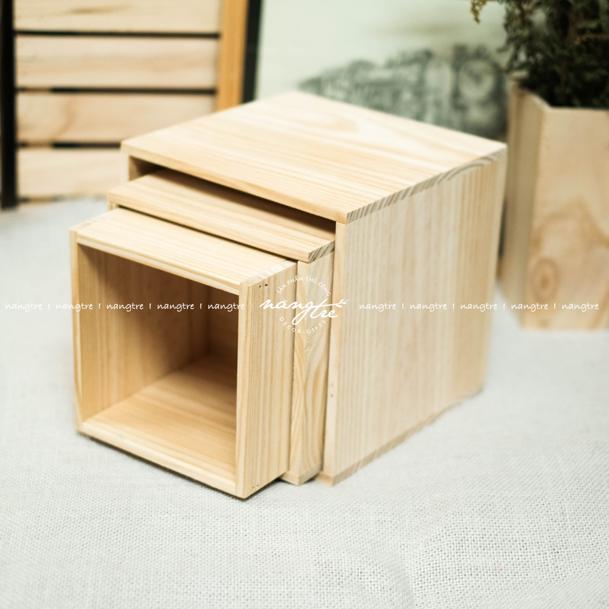 Chậu gỗ vuông - Hộp gỗ vuông