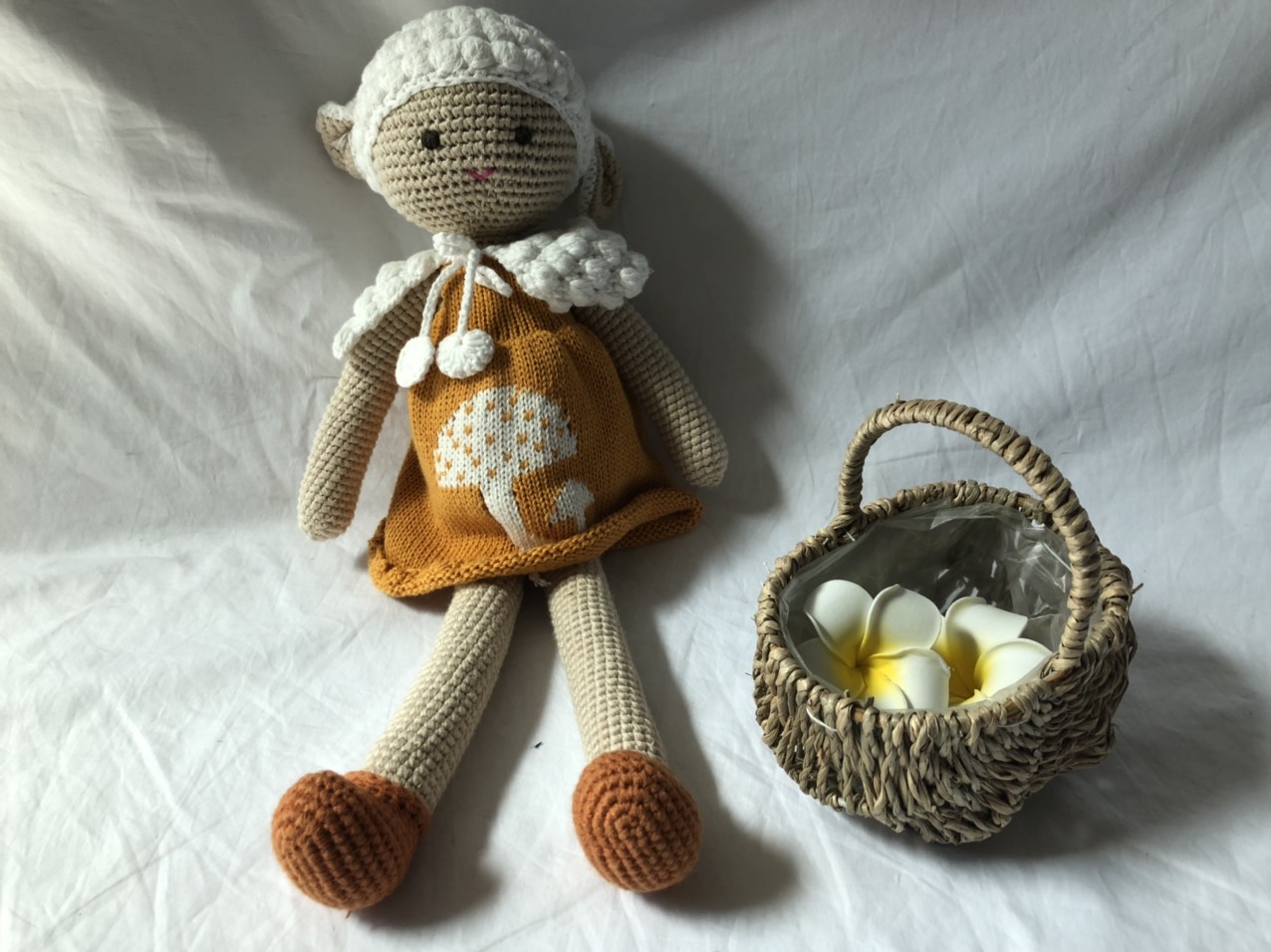 Giỏ cói Mini decor studio, đựng chậu hoa nhỏ trang trí phòng studio em bé
