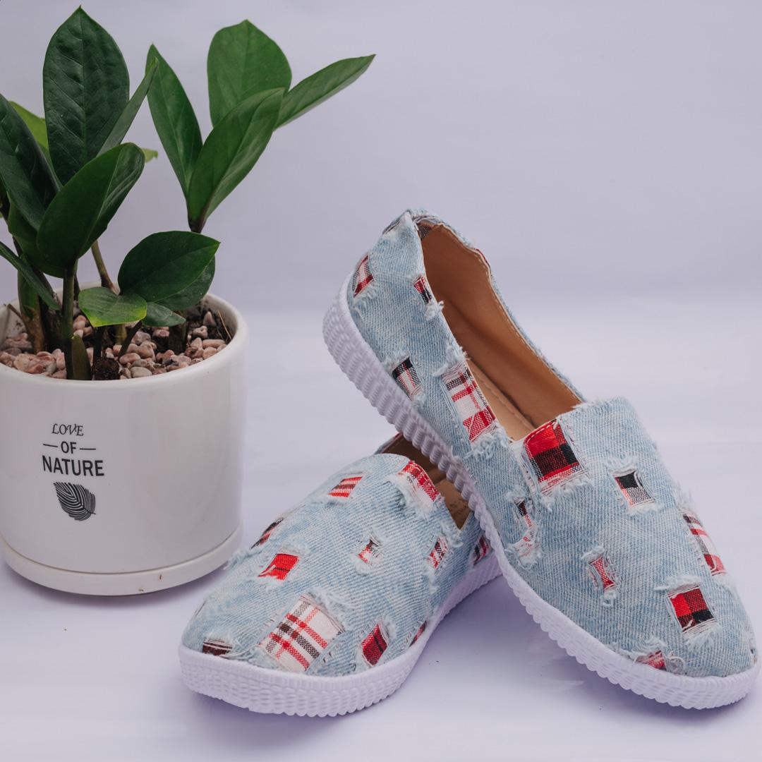 [HCM]GIÀY LƯỜI JEAN RÁCH THỜI TRANG