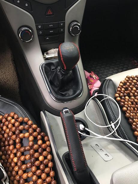 Bọc cần số Chevolet Cruze 2011 - 2018 số sàn
