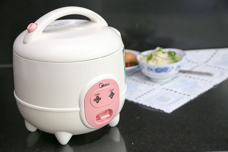 Nồi cơm điện Midea 0.6 lít MR-CM06SA