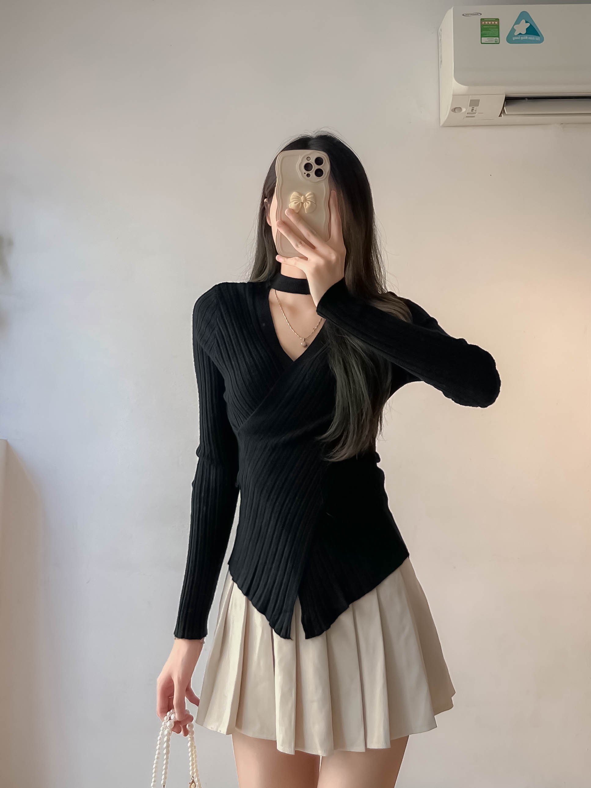 Áo len nữ vạt chéo cổ choker - 247StoreFashion - Aolenvatcheo_P13K7
