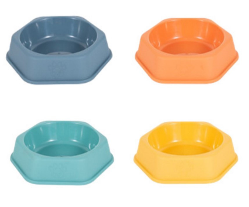 Bát ăn nhựa cho chó mèo, Chén ăn cho chó mèo