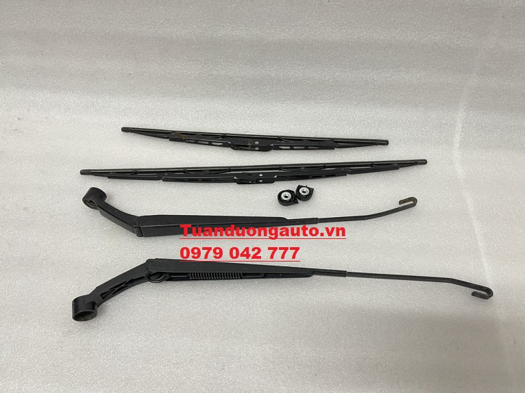 Cần chổi gạt mưa toyota fortuner