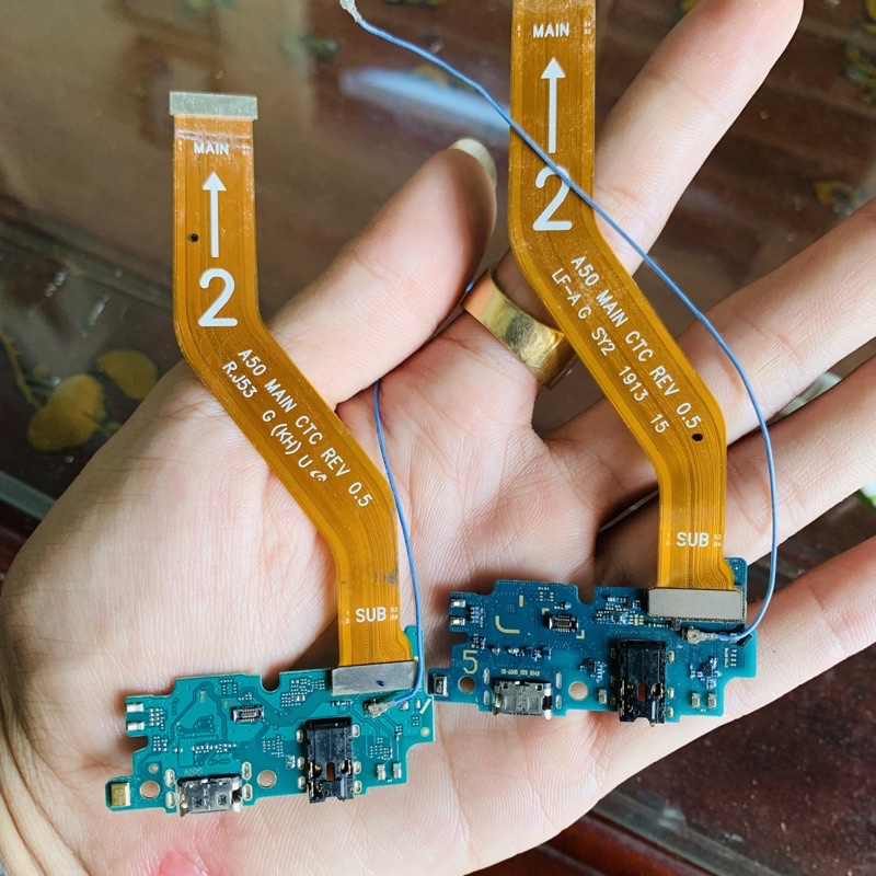 (Samsung A50) Main sạc,cáp nối main rin bóc máy