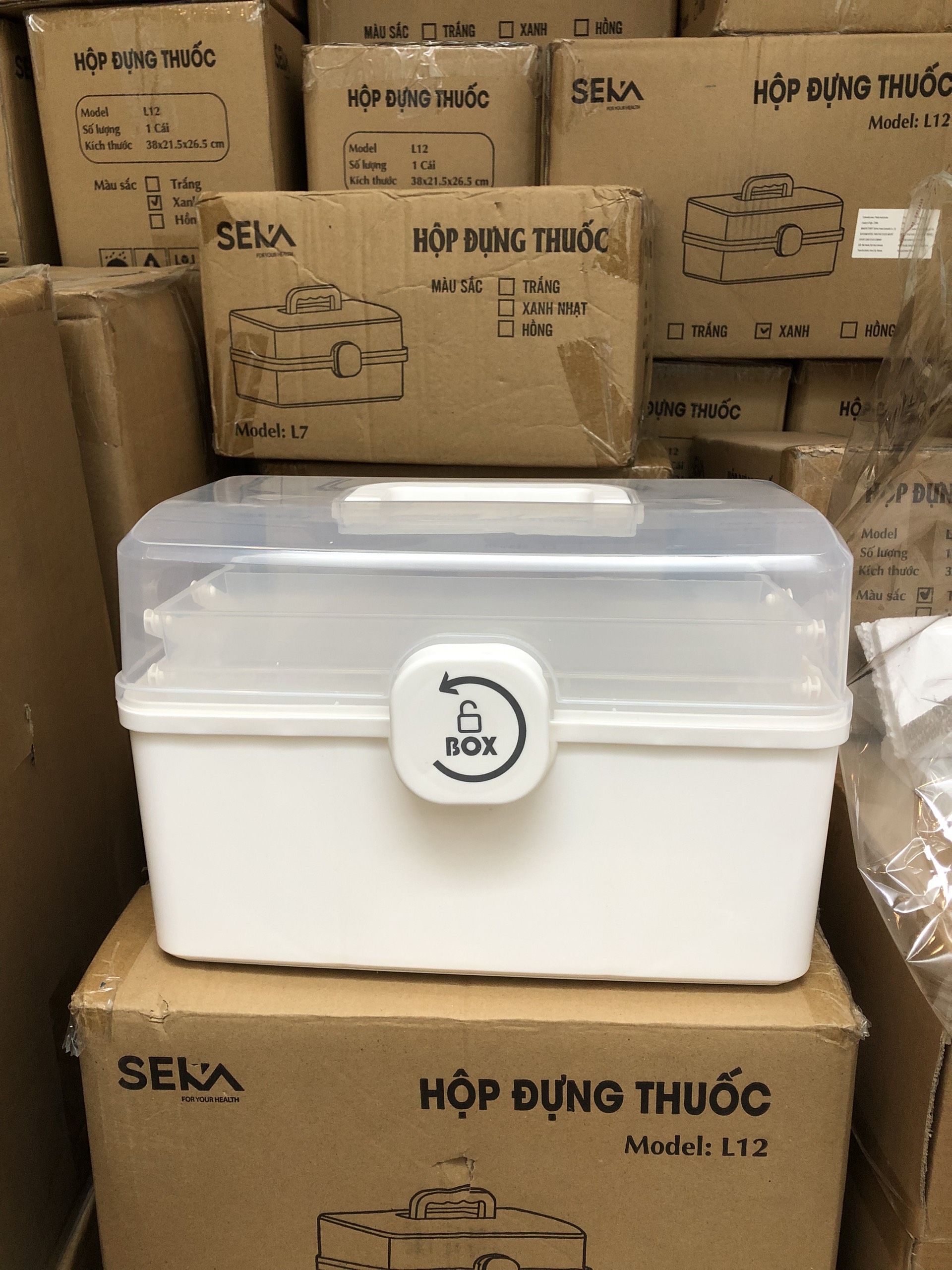 Hộp đựng đồ y tế gia đình