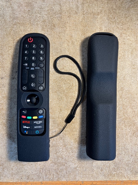 Ốp silicon cho tất cả các dòng điều khiển tv lg giọng nói các đời từ 2015-2023 2 màu đỏ - đen