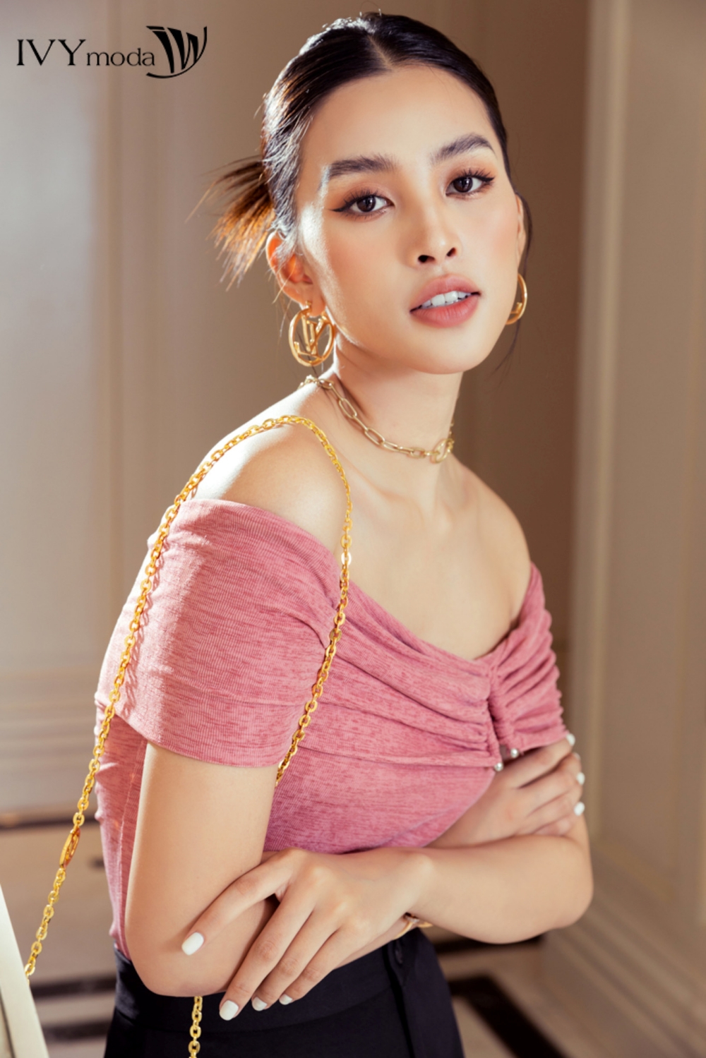 Áo thun trễ vai dáng ôm IVY moda MS 57B9277