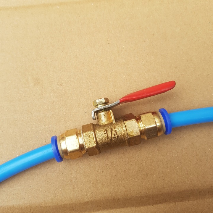 Van khóa ống phun sương 8mm