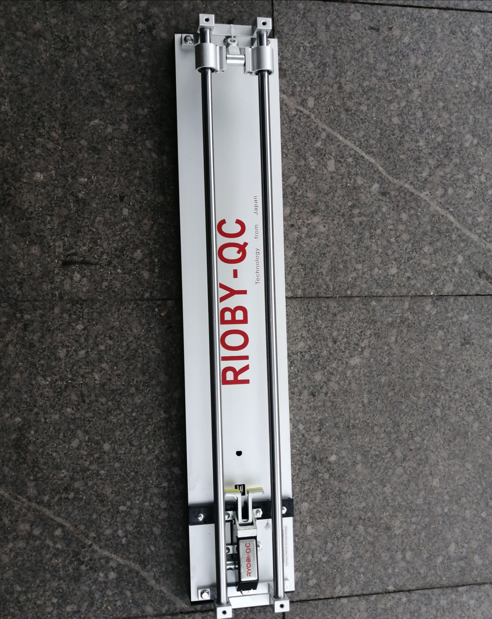 [HCM]bàn cắt gạch RIOBY - QC 800mm.(NHẬT BẢN).
