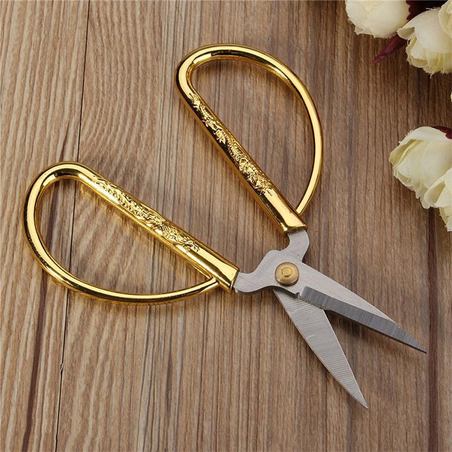Kéo cán rồng mạ vàng cao cấp Siêu Bén