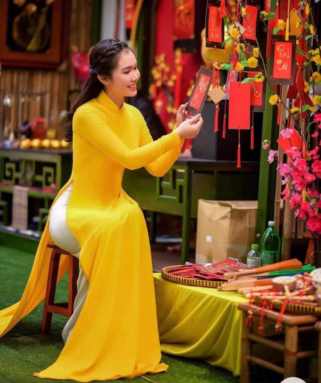 Áo dài chiffon 4 tà màu vàng cúc