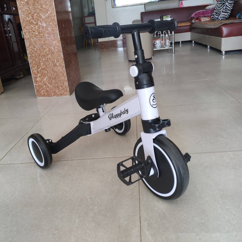 Xe chòi chân 4 bánh tự cân bằng cho bé