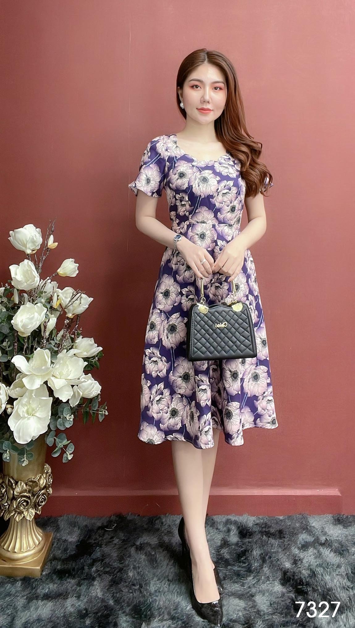 Đầm emy em7327 xoè tím cổ cách điệu