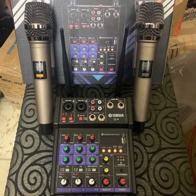 Bàn Trộn Âm Thanh Mixer G4-Kèm 2 mic hát karaoke hoặc thu âm cực hay bảo hành 12 tháng