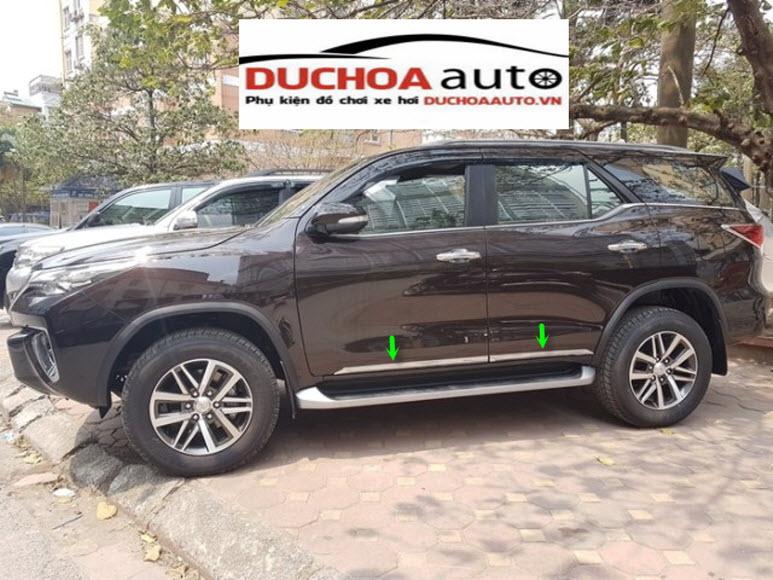 Nẹp sườn hông xe Fortuner 2017-2019