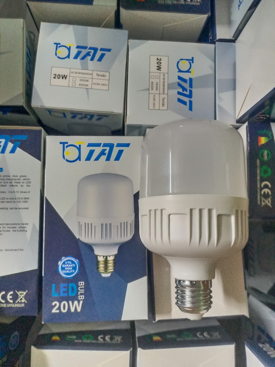 bóng đèn led 20w TAT