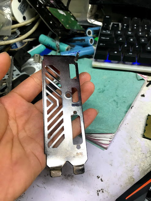 Fe chắn Vga Card đồ họa GIGABYTE 1050