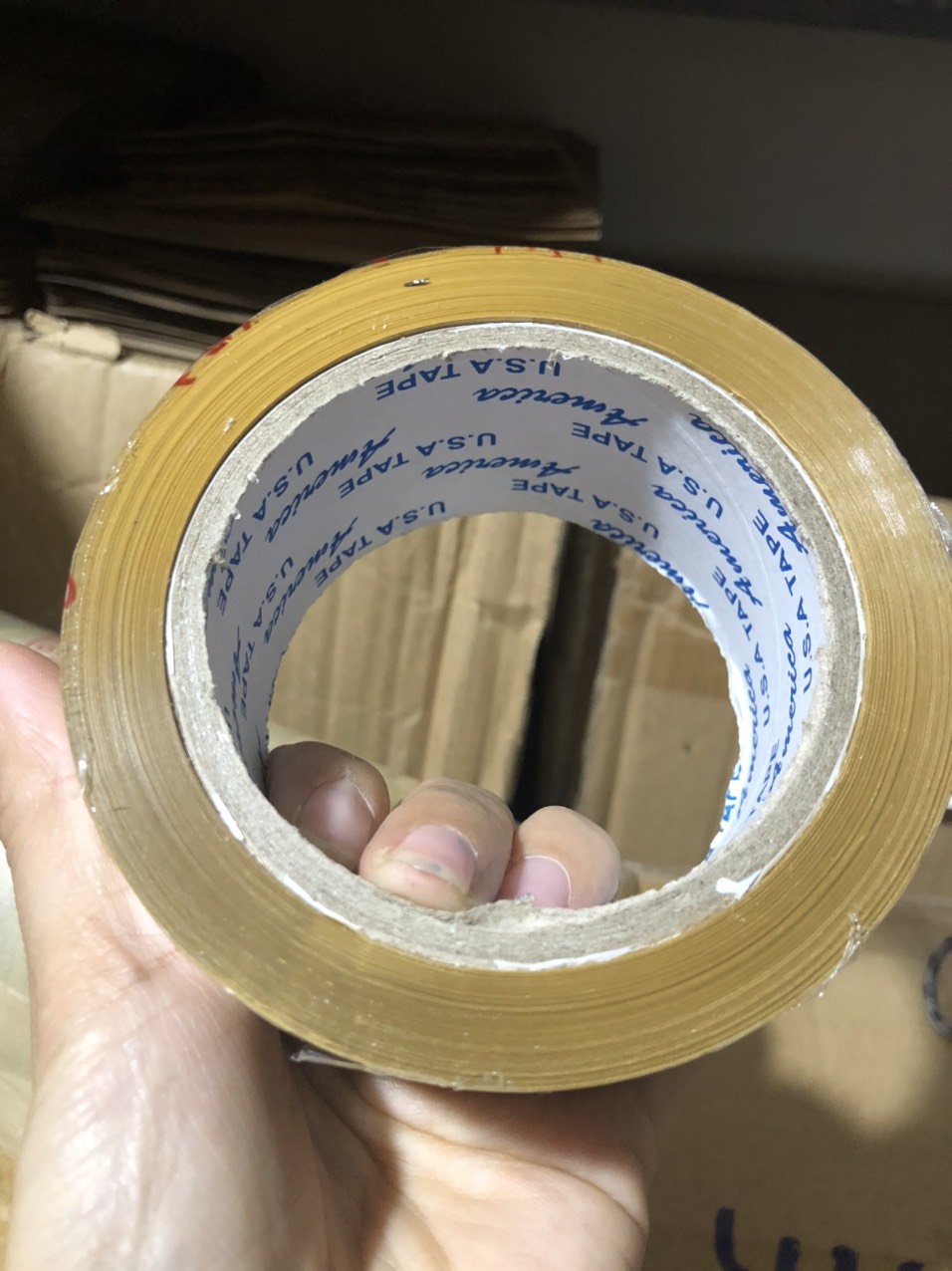 [HCM]1 cuộn băng keo dán thùng trong/đục 200gr(100yard)