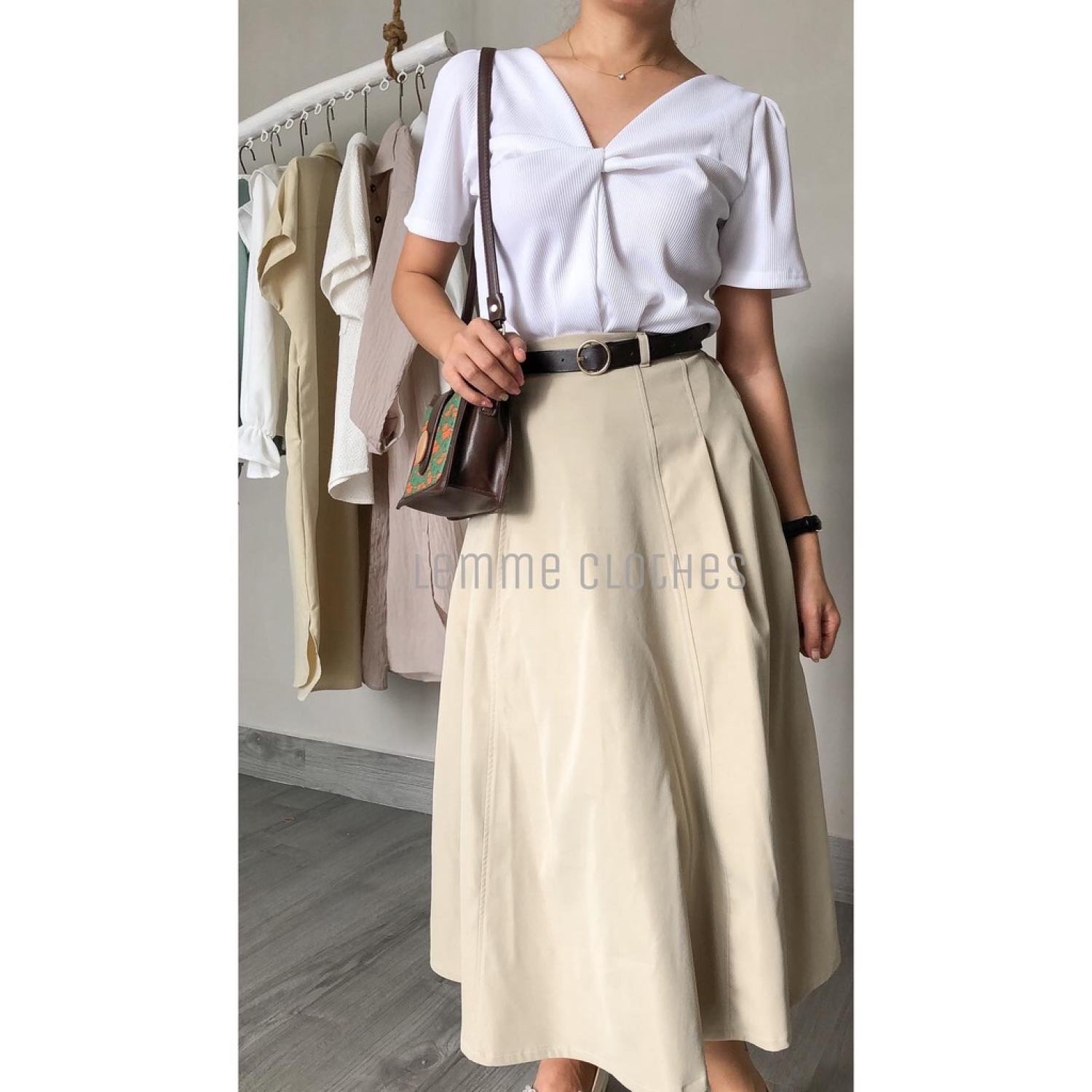 Chân váy dáng dài xếp ly